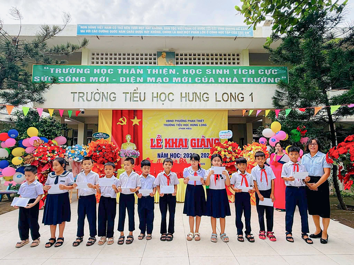 Cùng con ôn bài 15 phút mỗi ngày: Thói quen nhẹ nhàng